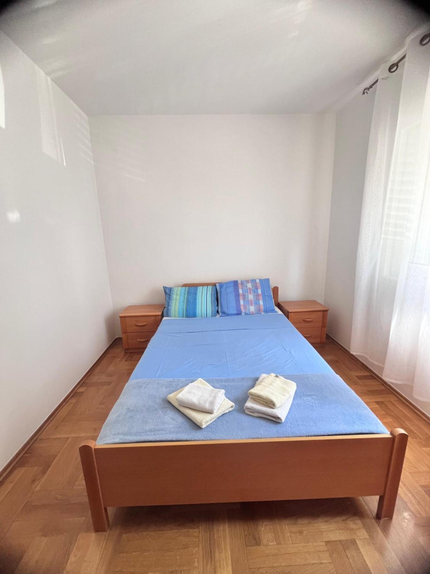 Apartment Belani, Own Parking Tivat Exterior photo